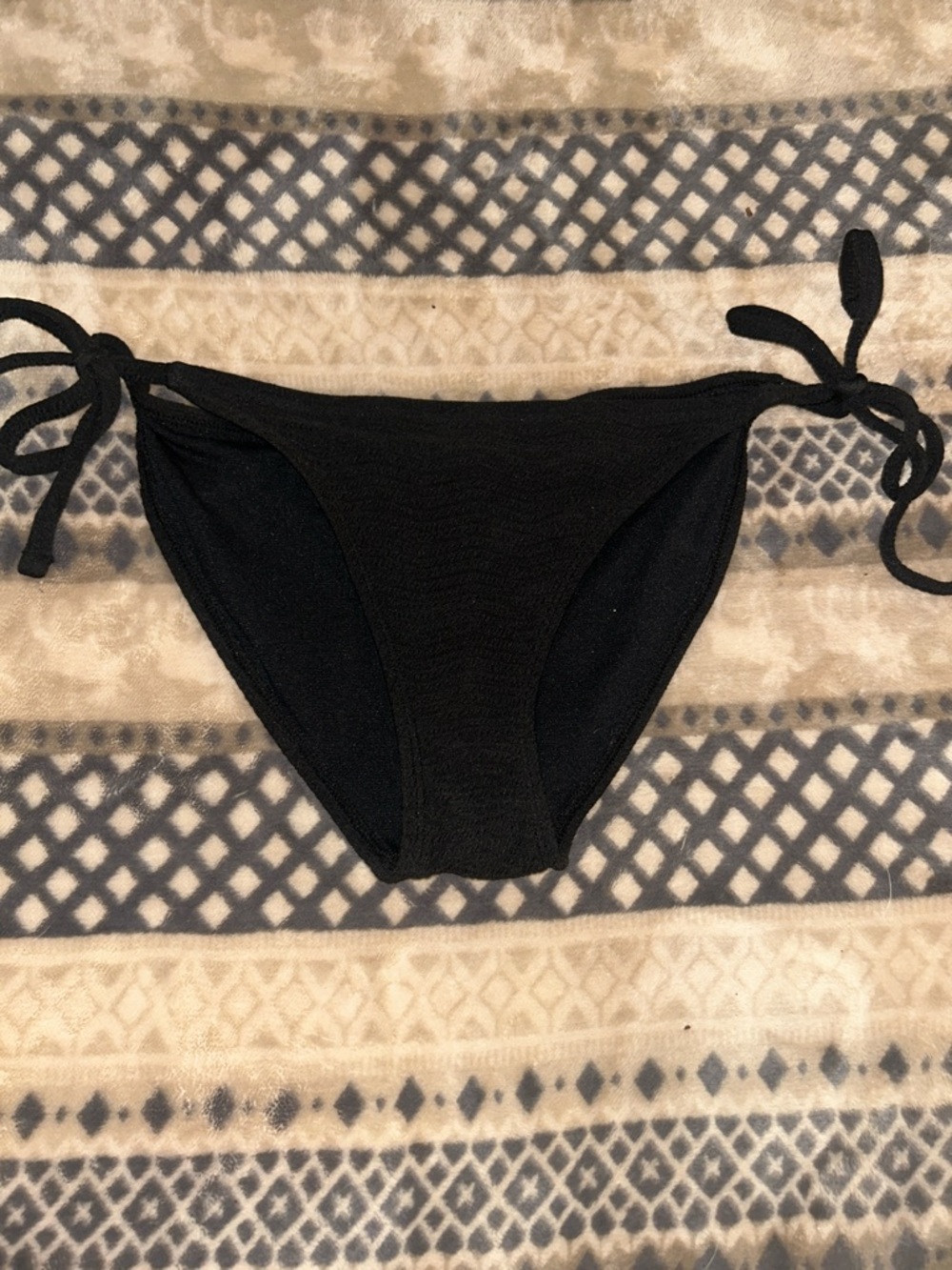 No Boundaries Black Tie-Side Bikini Bottoms sz medium M